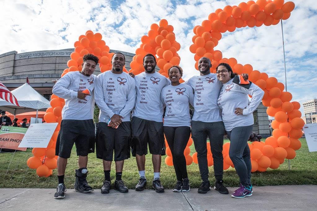 Sport management students at Houston’s Walk MS event